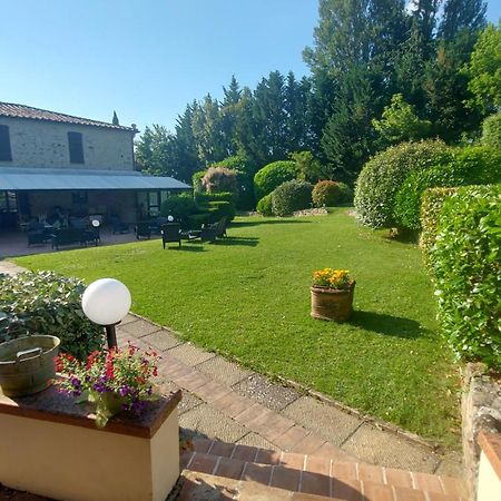 Country Hotel Poggiomanente Умбертиде Экстерьер фото