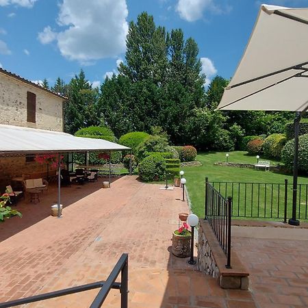 Country Hotel Poggiomanente Умбертиде Экстерьер фото